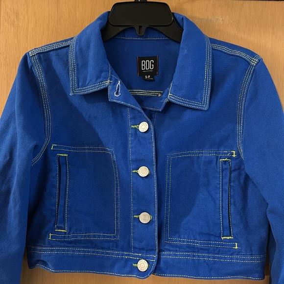 BDG Urban Outfitters Women’s Cropped Jean Jacket Blue Size Small - Picture 2 of 10